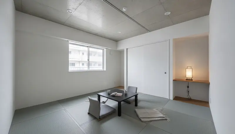 団地の和室をシンプルモダンに。白基調の壁が主役。